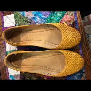 Frye Carson woven leather ballet flats 9B